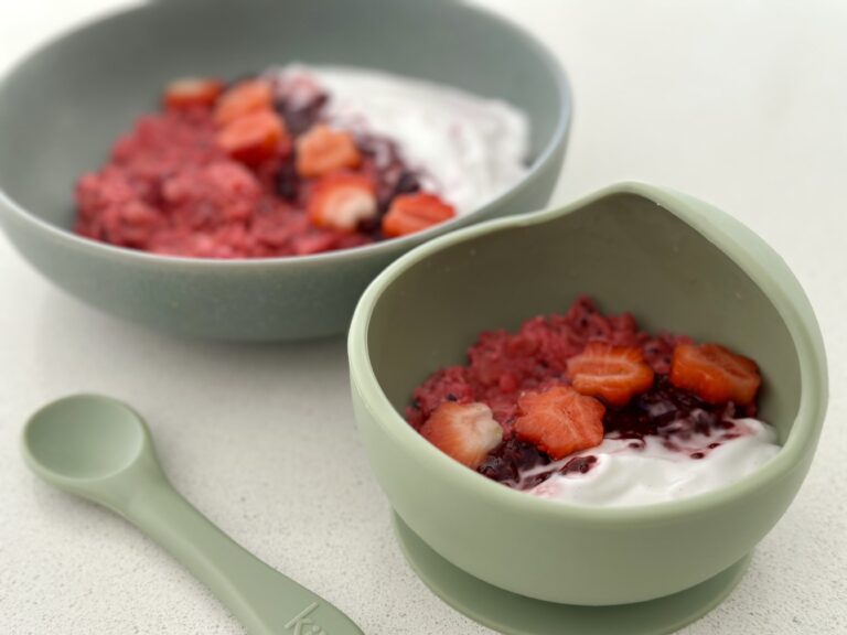 Coconut & Dragon Fruit Porridge Dragon Fruit porridge
