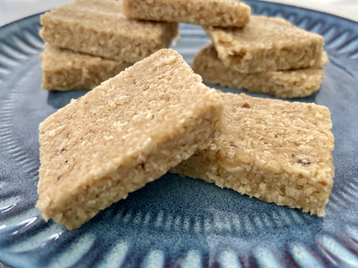 Lemon and Coconut Slice