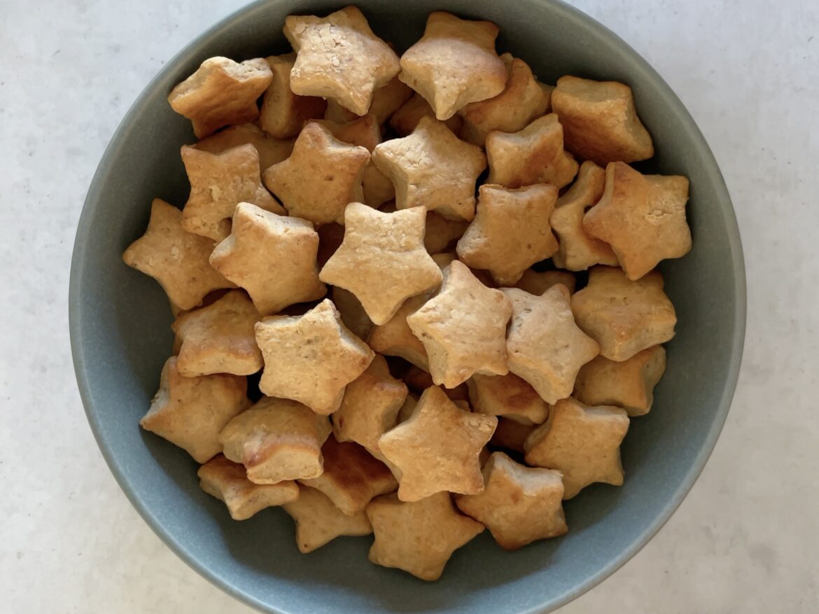 3 Ingredient Peanut Butter Banana Biscuits