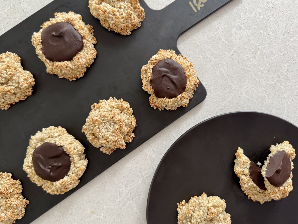 2 Ingredient Sesame Cookies