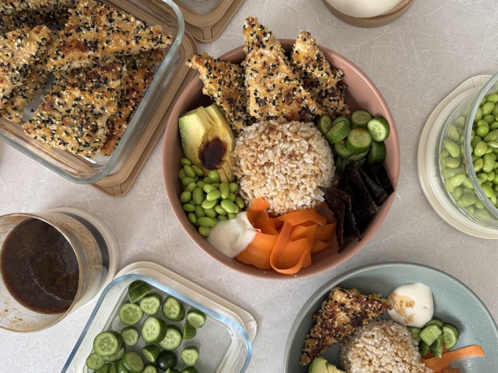 VEGAN POKE BOWL WITH SESAME CRUSTED TOFU VEGAN POKE BOWL WITH SESAME CRUSTED TOFU
