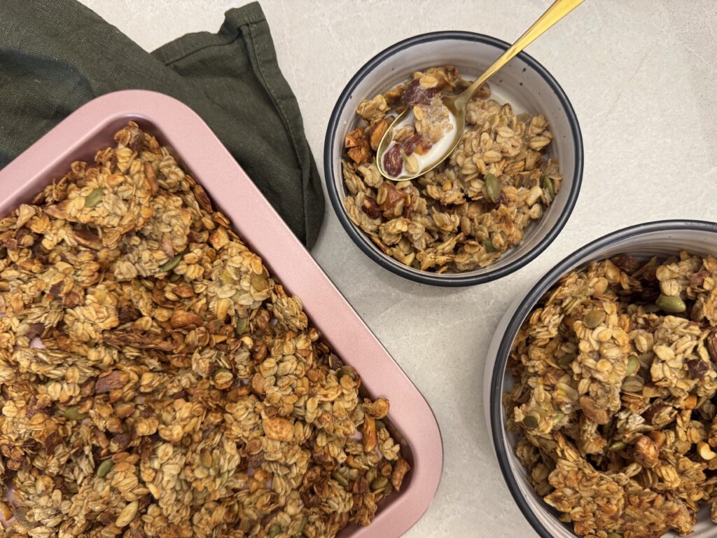 Easy Banana Granola