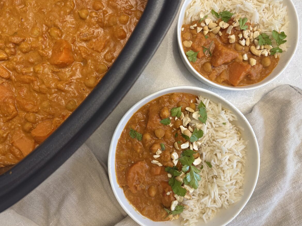 Sweet Potato & Chickpea Peanut Butter Curry