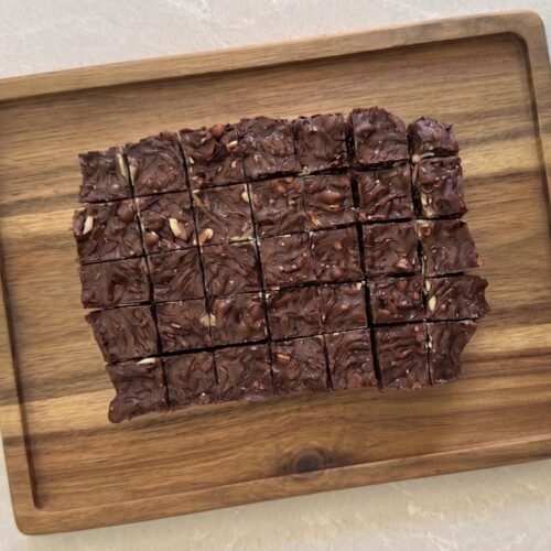 Raw Chocolate Fudge - Little Vegan Eats