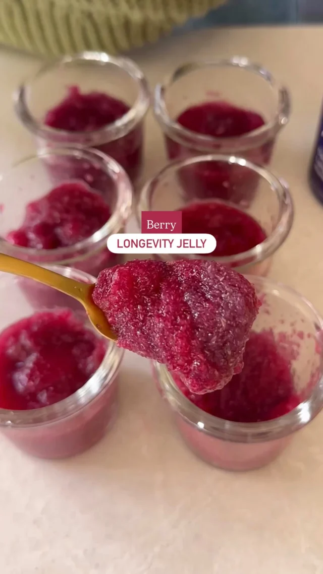 🫐 BERRY LONGEVITY JELLY ✨

Did you know you can make a thick, spoonable jelly in minutes with just a few simple ingredients?

I’ve been using psyllium husk to do exactly that 🙌🏼 it’s such an easy way to turn a basic fibre boost into something a bit more fun and functional in the morning.

I’ve also boosted this simple jelly recipe into a more longevity-focused version by adding @AgeMate Daily Longevity Blend, which contains 18 longevity ingredients including NMN to support healthy ageing. I’ve been using this now for 2.5 months and have noticed changes in my sleep, and my energy has felt more stable all month long.

This is another easy way you can include it in your morning routine - you can have this jelly straight from the spoon or stir it through yoghurt to boost your breakfast bowl.

Recipe per shot:
💜 1/3 cup blueberry juice (or any juice you like)
🌱 1 tbsp psyllium husk
🫐 1 scoop @AgeMate Daily Longevity Blend
🍋 Squeeze of lemon juice

Stir together and leave for 1–2 minutes to thicken. Thin with extra liquid if preferred. Store airtight in the fridge for up to 3 days.

Because psyllium absorbs liquid, make sure you’re drinking plenty of water alongside it ☺️
.
.
.
.
.
.
#agemate #longevity #wellness #guthealth #fibre