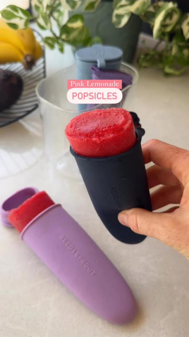 🍦 PINK LEMONADE POPSICLES 🍦

Makes 4 🌱 6+ months*

Summer is fast approaching ☀️ so what better way to help little ones stay hydrated and cool than with popsicles (hydrating tip is to add coconut water instead of water for extra electrolytes) 🙌🏼

INGREDIENTS:
1 cup of raspberries (we used frozen!
1 cup/250ml of coconut water (can sub with water if preferred)
Juice of half a lemon (this gives a good subtle lemon hit, use more or less depending on your preference)
2 Tbsp of maple syrup (optional; depending on how sour your raspberries are)

HOW TO:
1. Add all of the ingredients to a blender and blend until smooth.
2. Add to your popsicle moulds (we place them in a jar or mug to keep them upright and make it easier to pour), close, then freeze until solid ~ 5+ hours. 
3. Enjoy 🌞 

👶🏼 note: to make these suitable 6-12 months, omit the maple syrup, and make in smaller popsicle moulds 
.
.
.
.
#toddlerfood #popsicle #weaning #summerrecipes #teething