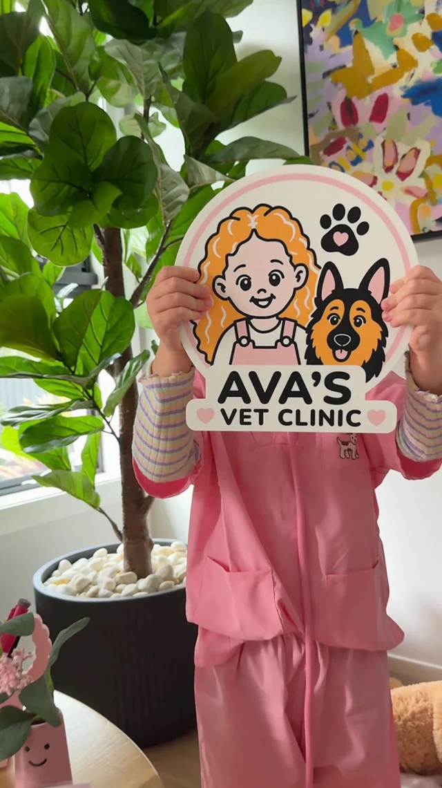 🐾 VET CLINIC SET-UP 🐾

Lots of you had questions about what we added to Ava’s playroom-turned-vet-clinic, so I’ve squeezed it all in here. We didn’t have to add many extra things or reconfigure much, more so creating dedicated zones and adding bits and pieces to make it feel special and legit (that personalised sign 🙌🏼).

Probably my favourite item was her desk organiser, which she drew a picture of her dog for, and we turned that drawing into a special 3D piece. We used the @bambulab_aus P2S printer with Bambu Studio, or straight from my phone using the Bambu Handy app for most of the items we added. We printed with the new PLA Pure filaments, which are a more eco-conscious choice, as they’re made with 5 plant-based ingredients, are food-contact and toy safe, and produce lower emissions 🙌🏼

If you’ve been thinking about getting into 3D printing, head to the link in my bio to explore the Bambu Lab range and find the right printer for your own projects 🌱 
.
.
.
.
.
#playroom #animallover #bambulab #makerworld #bambulabp2s